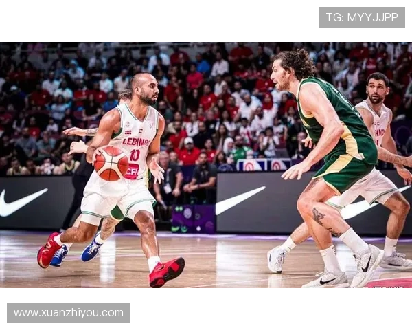 中国男篮逆袭战胜澳大利亚 打破15年未胜纪录 赢得世界杯预选赛关键胜利