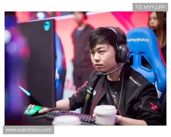 《全球电竞赛事激战正酣 新兴战队崭露头角引发关注》