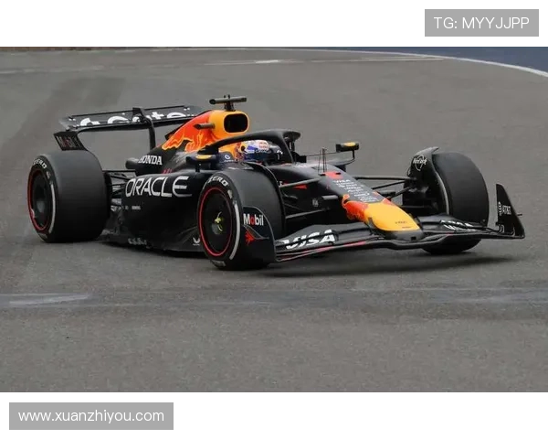 F1赛季最新动态：车手们备战新一轮大奖赛 热点赛事与赛道变化全解析