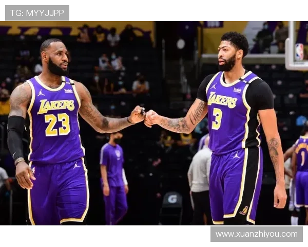 网球大师赛精彩纷呈 新星崭露头角 赛季前瞻与经典对决回顾