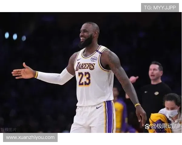 詹姆斯迎来职业生涯新高!湖人三连胜继续领跑西部榜首 詹姆斯迎来职业生涯新高!湖人三连胜继续领跑西部榜首